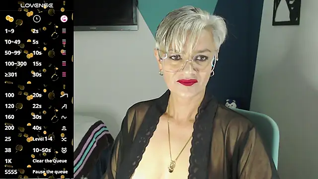 scarlett paris22 online show from March 2025 11:27:01 PM