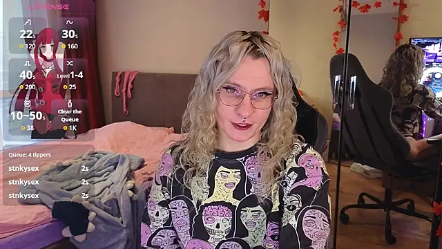 Snapshot of Lori_Myaf chatting on September 2025 03:05:01 PM Lori Myaf online show from September 2025 03:05:01 PM