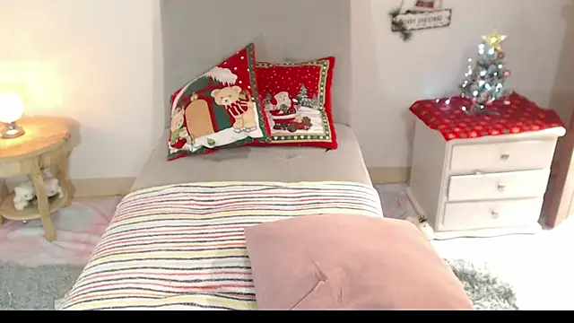 Snapshot of lilian_prada chatting on December 2024 08:55:02 PM lilian prada online show from December 2024 08:55:02 PM