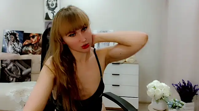 EveLove33 online show from March 2025 05:15:01 PM