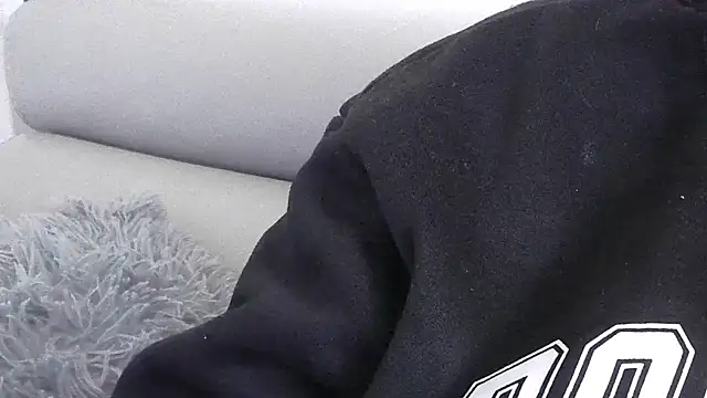 Snapshot of sarametisse26 chatting on January 2025 01:31:01 PM sarametisse26 online show from January 2025 01:31:01 PM