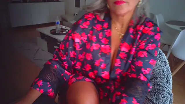 Snapshot of sarametisse26 chatting on September 2025 06:39:02 AM sarametisse26 online show from September 2025 06:39:02 AM