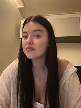 Angela Fosterr online show from October 2025 04:36:02 PM