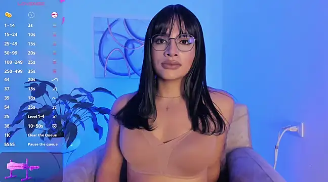 dahnia- online show from February 2025 06:29:01 AM