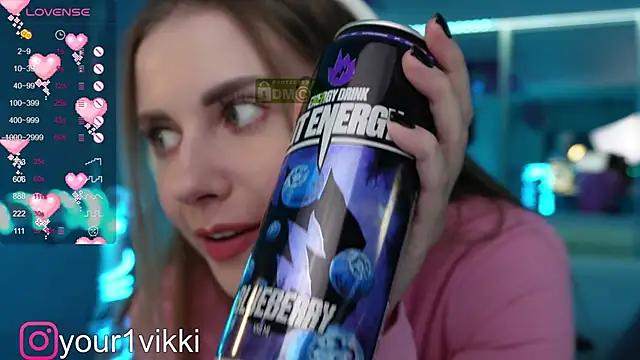 Snapshot of Vikki_Cheese chatting on December 2024 01:36:01 AM Vikki Cheese online show from December 2024 01:36:01 AM