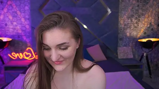 EmmyCharmm online show from March 2026 07:03:02 AM