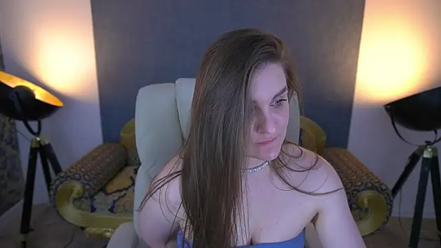 Snapshot of EmmyCharmm chatting on June 2026 05:42:02 AM EmmyCharmm online show from June 2026 05:42:02 AM