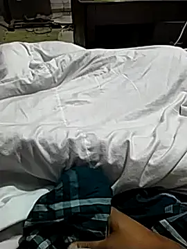 Niladri1410 online show from January 2025 04:57:01 PM