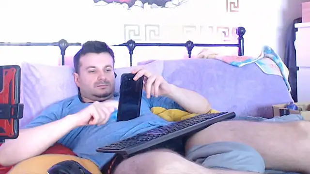 Snapshot of erotico69xxx chatting on January 2025 11:13:01 PM erotico69xxx online show from January 2025 11:13:01 PM