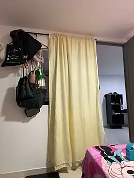 amelye saens online show from December 2024 03:01:02 AM