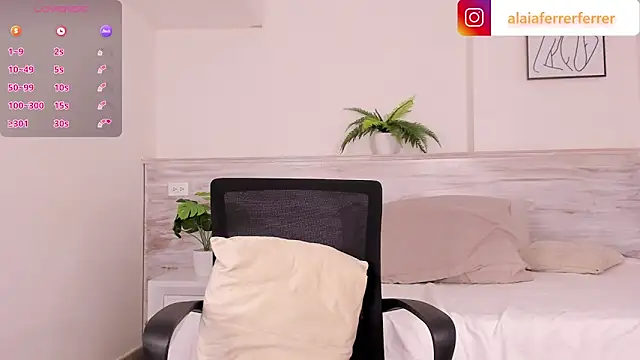 Snapshot of Alaia_Ferrer_ chatting on January 2025 12:15:01 AM Alaia Ferrer online show from January 2025 12:15:01 AM