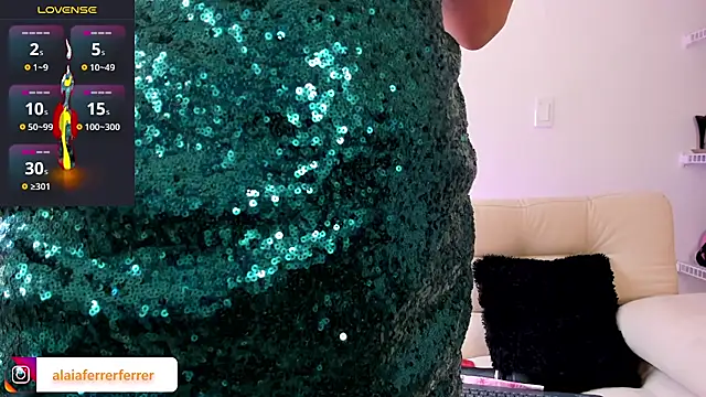 Snapshot of Alaia_Ferrer_ chatting on March 2025 09:32:02 PM Alaia Ferrer online show from March 2025 09:32:02 PM