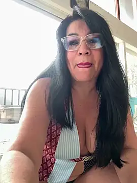 Jadeh Williams02 online show from February 2026 02:39:02 PM