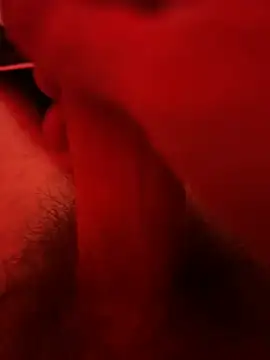 Snapshot of youngTJ chatting on February 2025 10:14:01 PM youngTJ online show from February 2025 10:14:01 PM