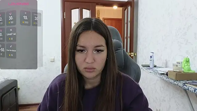 Snapshot of Nelly_Fischer chatting on December 2024 12:25:02 PM Nelly Fischer online show from December 2024 12:25:02 PM