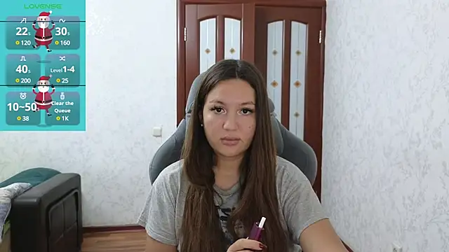 Snapshot of Nelly_Fischer chatting on December 2024 12:01:02 PM Nelly Fischer online show from December 2024 12:01:02 PM