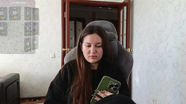 Snapshot of Nelly_Fischer chatting on January 2025 11:02:01 AM Nelly Fischer online show from January 2025 11:02:01 AM