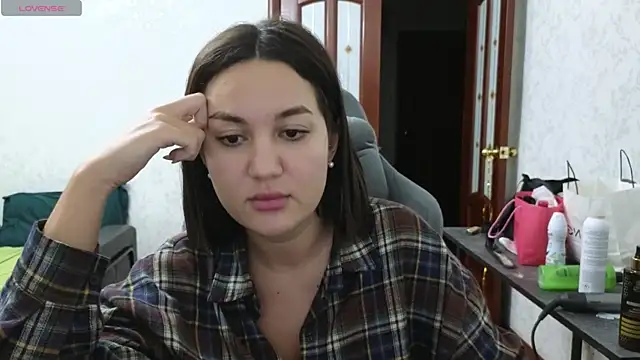 Snapshot of Nelly_Fischer chatting on March 2025 06:55:02 PM Nelly Fischer online show from March 2025 06:55:02 PM