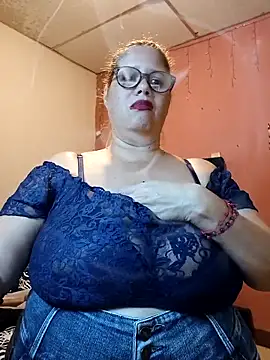 EllisW8 online show from March 2025 11:22:02 PM
