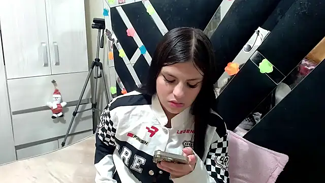 Snapshot of katery_wok11 chatting on April 2026 03:48:02 AM katery wok11 online show from April 2026 03:48:02 AM