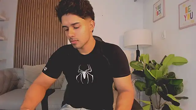 Snapshot of liam_collins21 chatting on October 2025 11:51:02 AM liam collins21 online show from October 2025 11:51:02 AM