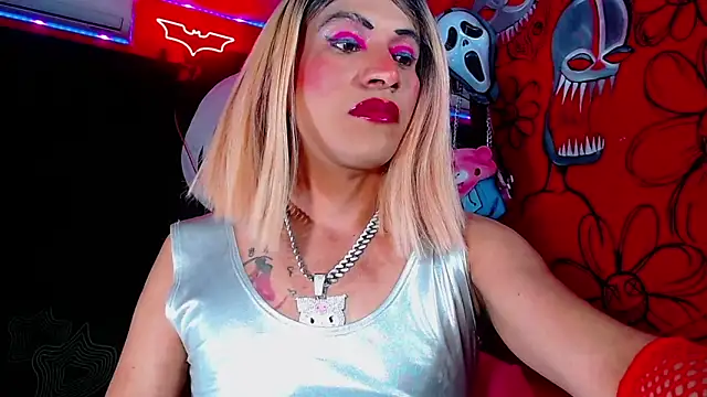 HugeDanex online show from March 2026 07:23:01 AM