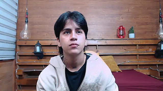 alex 477 online show from October 2025 11:32:02 AM