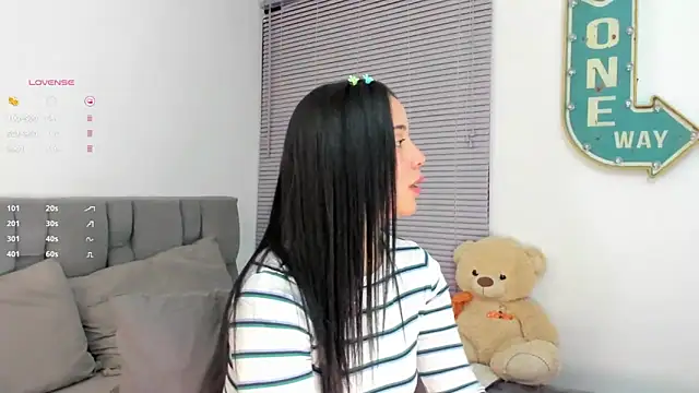 Snapshot of Gigi-bom chatting on October 2025 12:41:01 AM Gigi-bom online show from October 2025 12:41:01 AM