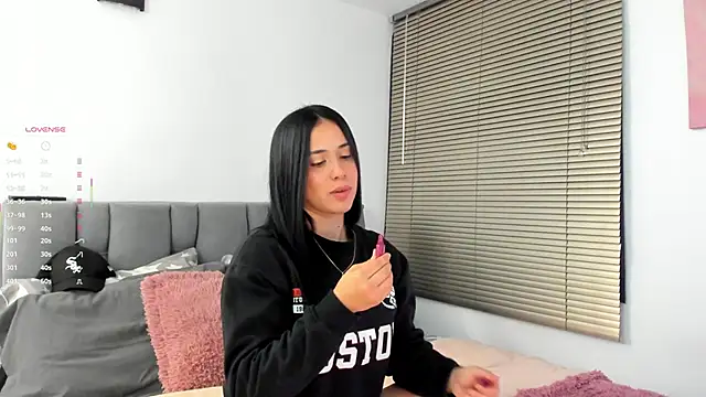 Snapshot of Gigi-bom chatting on January 2026 11:07:01 PM Gigi-bom online show from January 2026 11:07:01 PM