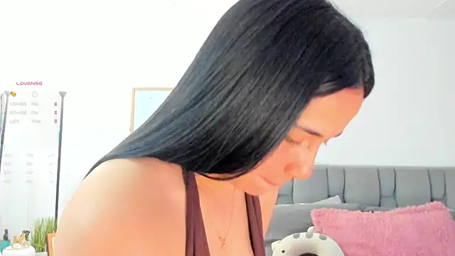 Snapshot of Gigi-bom chatting on January 2026 12:23:02 AM Gigi-bom online show from January 2026 12:23:02 AM