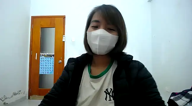 Michiko1 online show from February 2025 12:58:01 PM