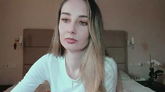 Maiami000 online show from March 2026 12:55:01 PM