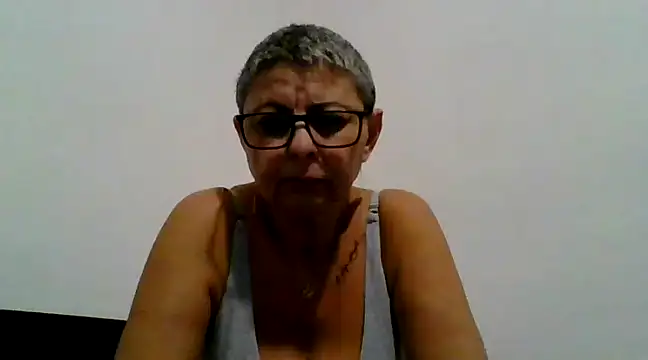 Snapshot of roseblak42 chatting on February 2025 05:45:01 PM roseblak42 online show from February 2025 05:45:01 PM