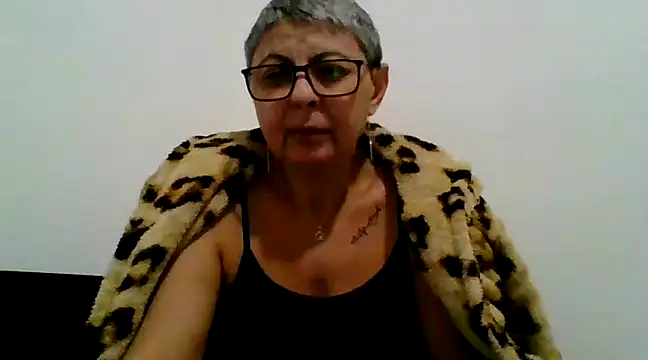 Snapshot of roseblak42 chatting on February 2025 06:24:02 PM roseblak42 online show from February 2025 06:24:02 PM