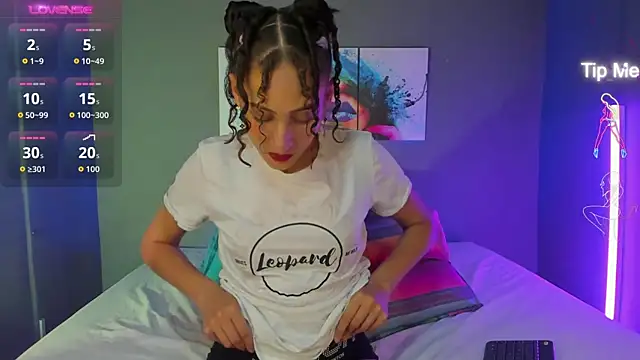 IsabellaSpencer online show from September 2025 10:23:02 PM