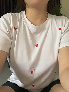 Ruby bear online show from October 2025 03:53:01 AM