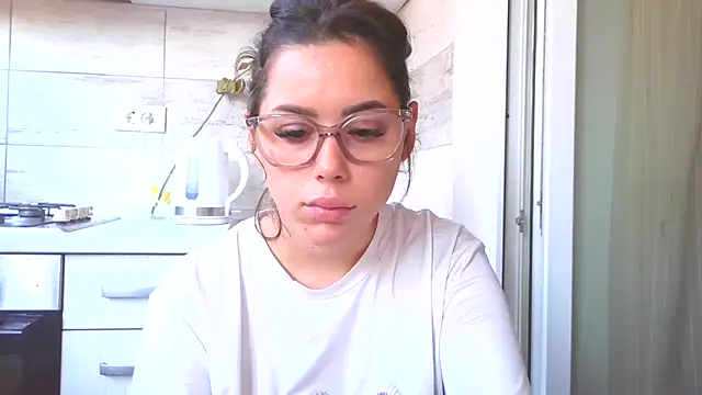 LovelyJulliette online show from October 2025 01:14:01 PM