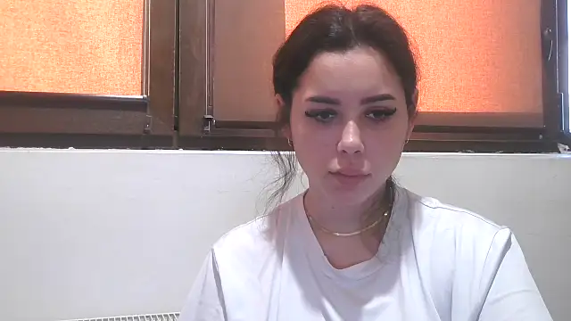 LovelyJulliette online show from January 2026 12:43:01 PM