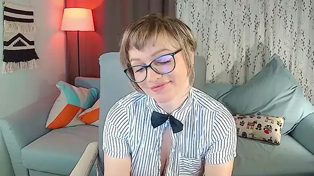 NandiSmile online show from February 2026 05:26:01 AM