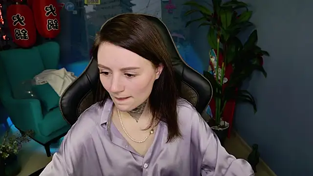 VeliraBraitberg online show from February 2026 01:11:02 PM