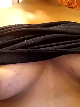 Blueecherry online show from December 2024 08:23:02 PM