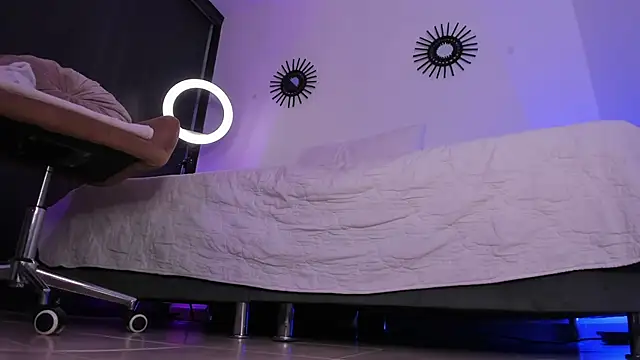 SexyCharlize08 online show from March 2025 12:48:02 AM