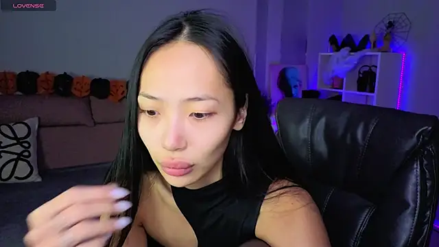  MIURA  online show from October 2025 01:08:02 AM