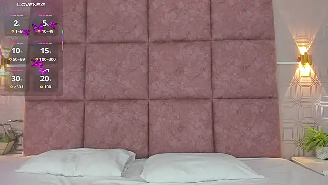 LiaVelez online show from April 2026 01:26:01 PM