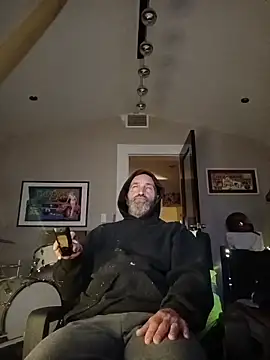 Hotbodyscottie online show from November 2025 08:48:02 AM