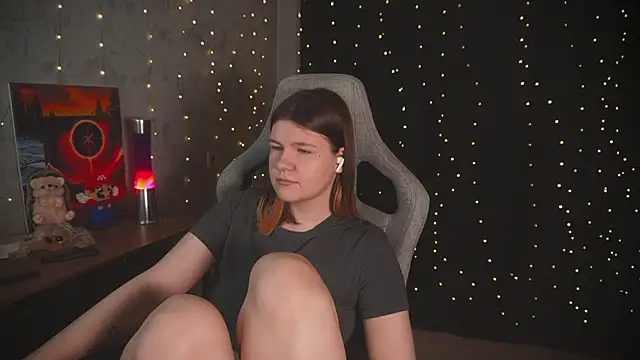 cuteamberlyyy online show from November 2025 04:56:02 AM