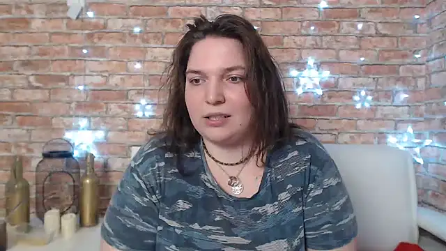 Amelia Kiss  online show from January 2025 06:49:02 AM