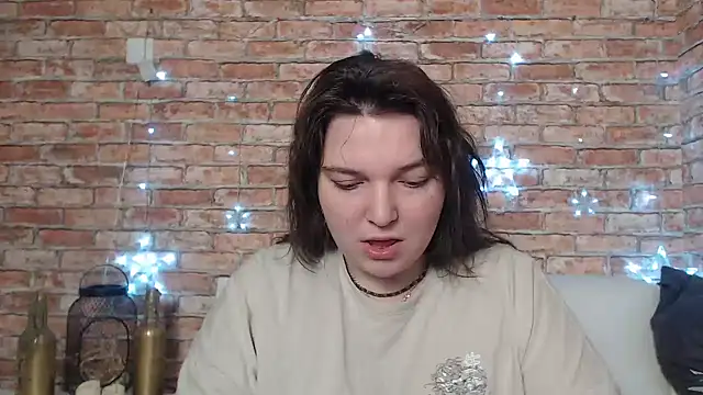 Amelia Kiss  online show from February 2025 12:38:02 AM