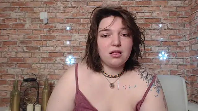 Amelia Kiss  online show from March 2025 12:48:01 AM