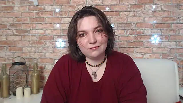 Amelia Kiss  online show from March 2025 03:40:01 AM